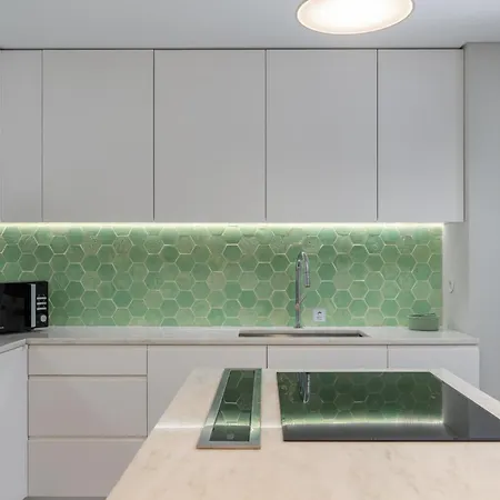 Camélia's Ii By An Island Funchal (Madeira)